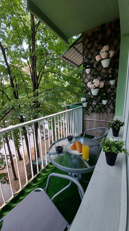 Inner City Two Bedroom Apartment Skopje Luaran gambar